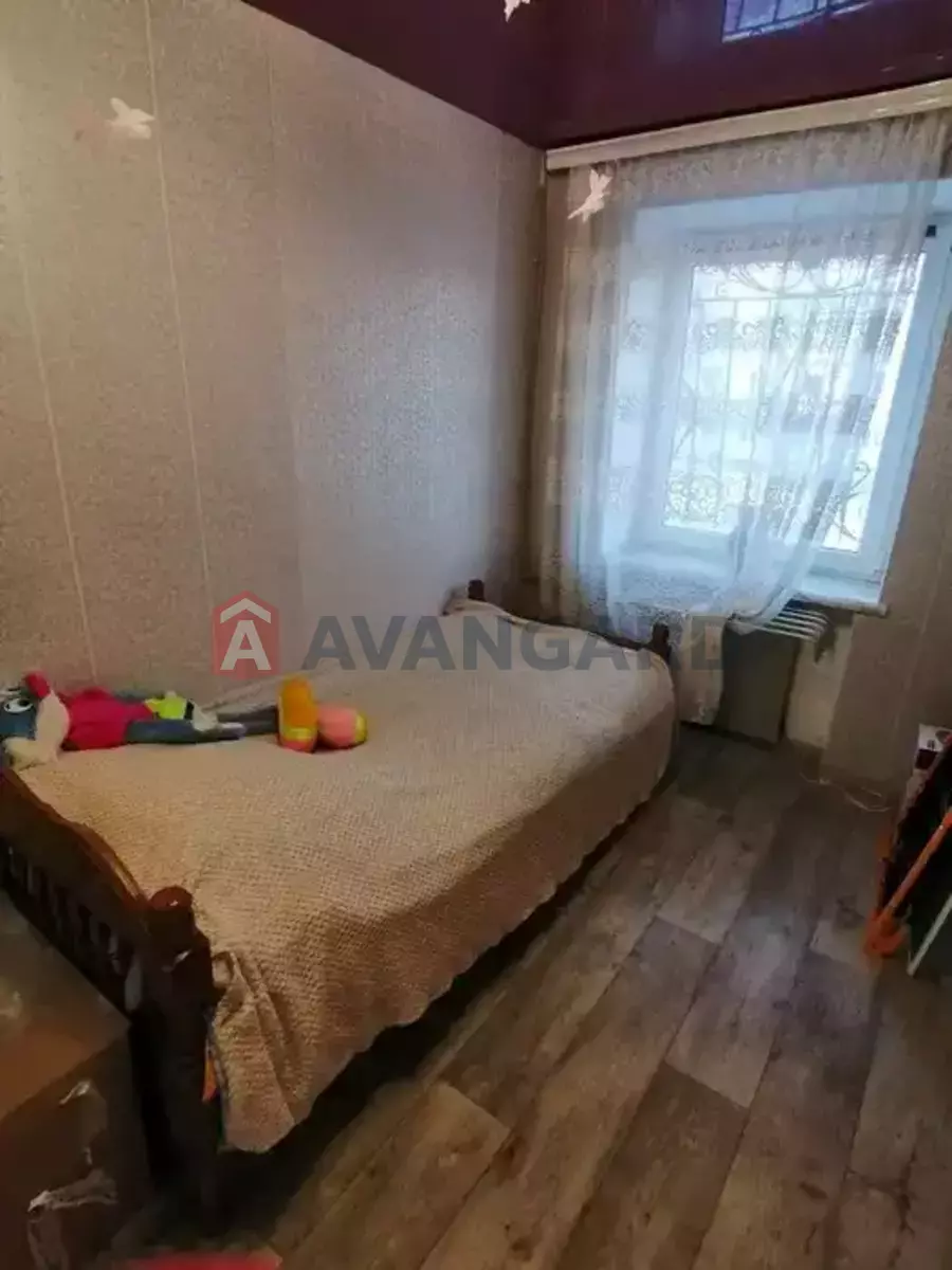 3 ��. ��������, 54/31/7 ��. �., 1/4 ������ ���� 6