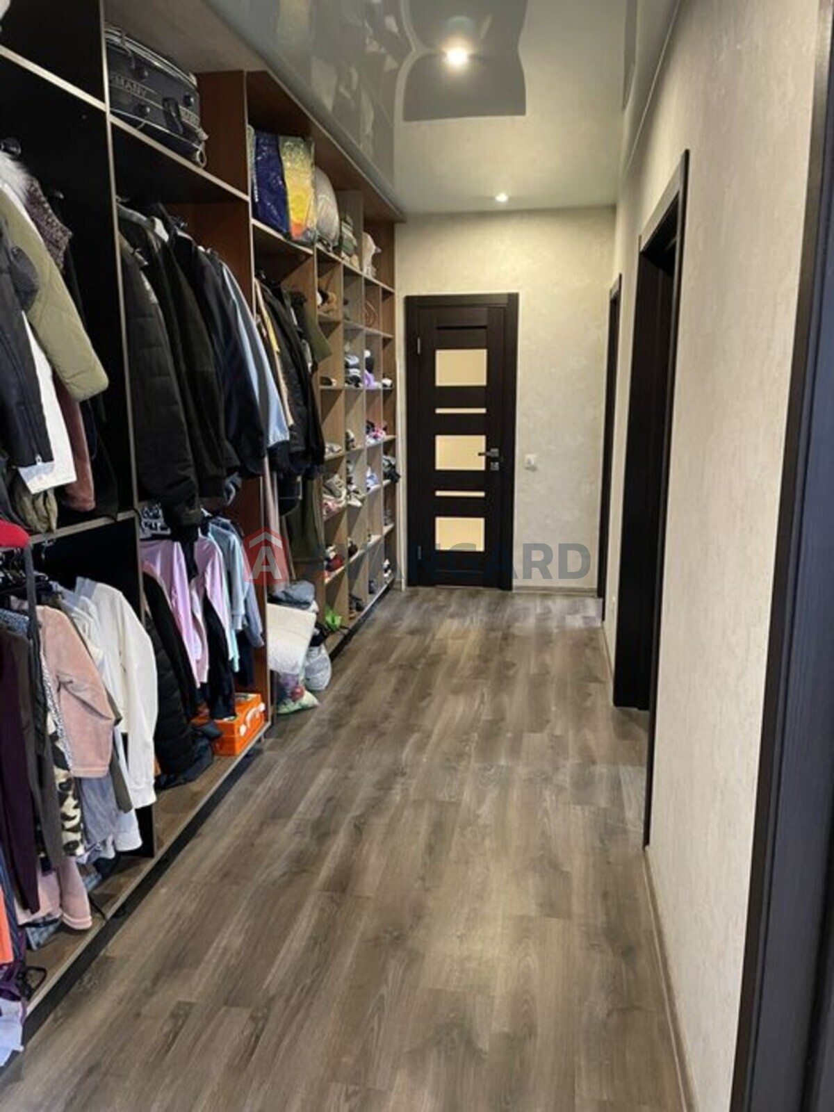 4 ��. ��������, 157/-/37 ��. �., 10/10 ������ ���� 10