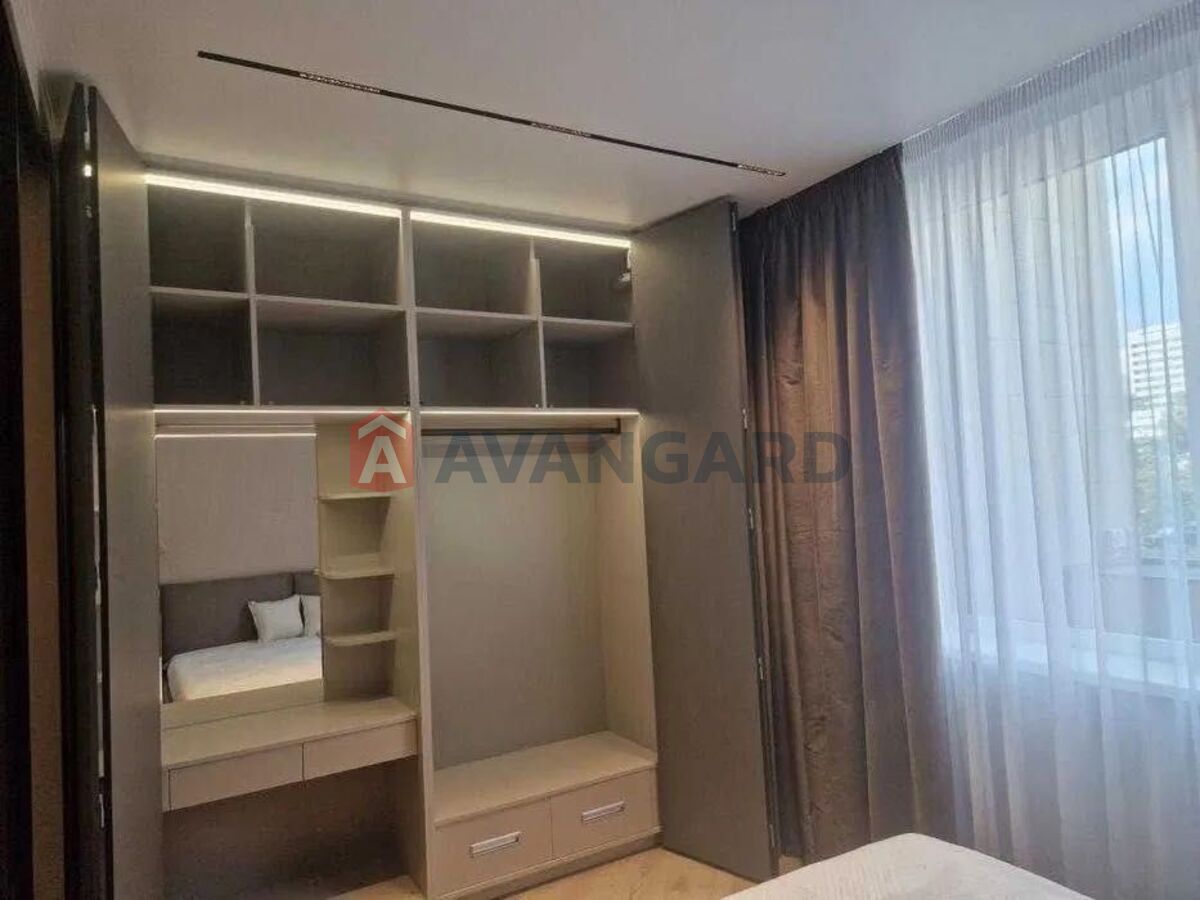 1 ��. ��������, 46/-/20 ��. �., 3/30 ������ ���� 10