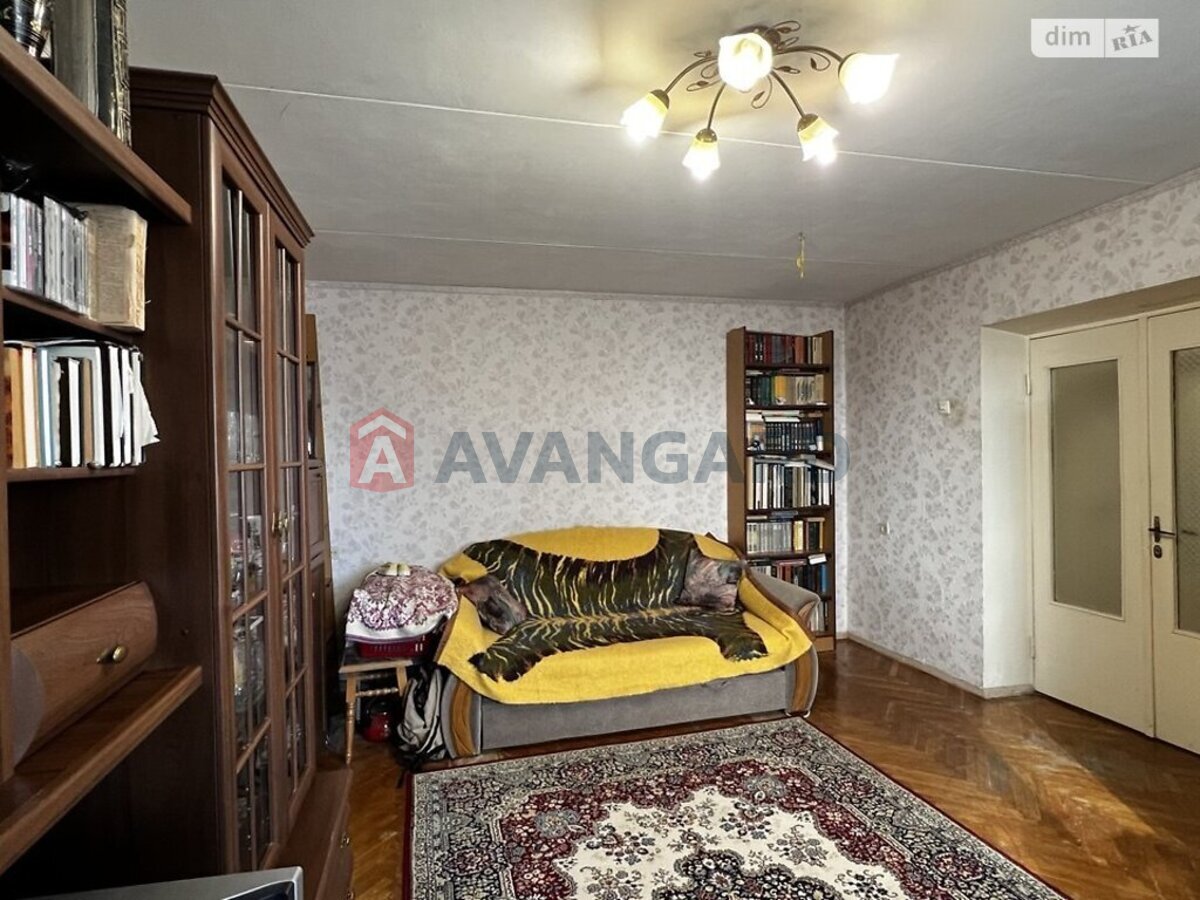 2 ��. ��������, 51/30/7 ��. �., 2/12 ������ ���� 3