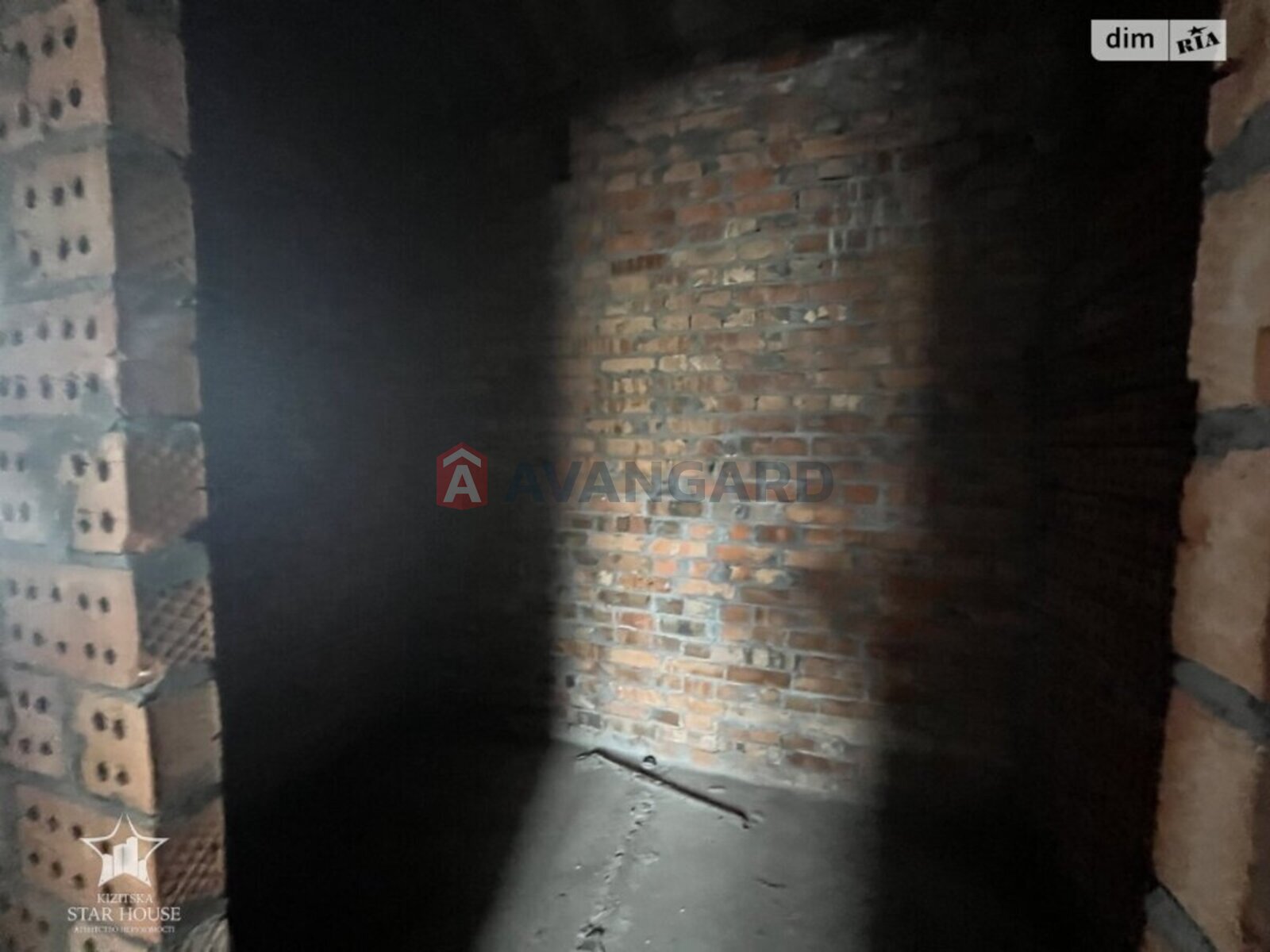 2 ��. ��������, 53/30/12 ��. �., 5/5 ������ ���� 11