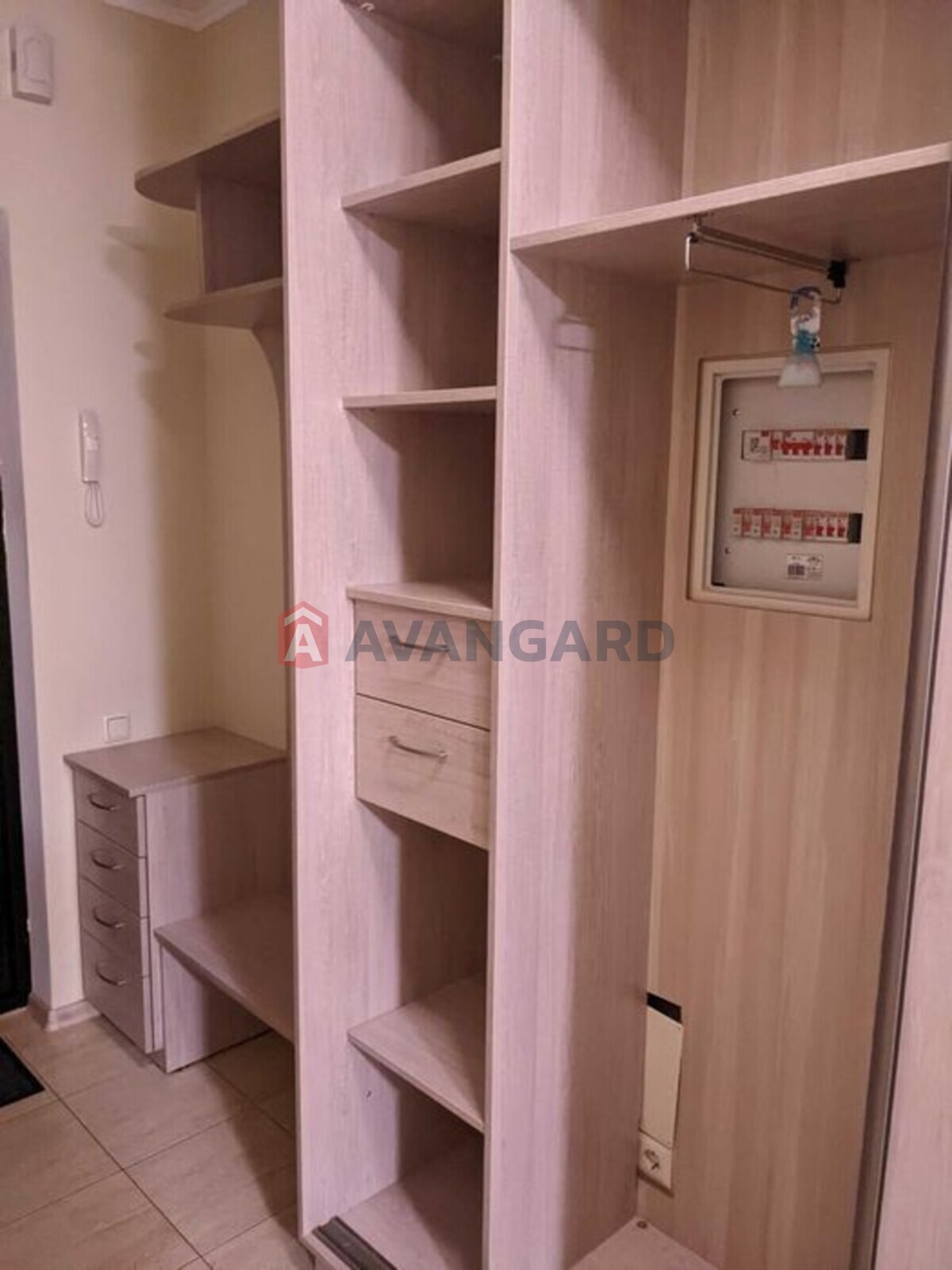 1 ��. ��������, 80/-/14 ��. �., 7/16 ������ ���� 4