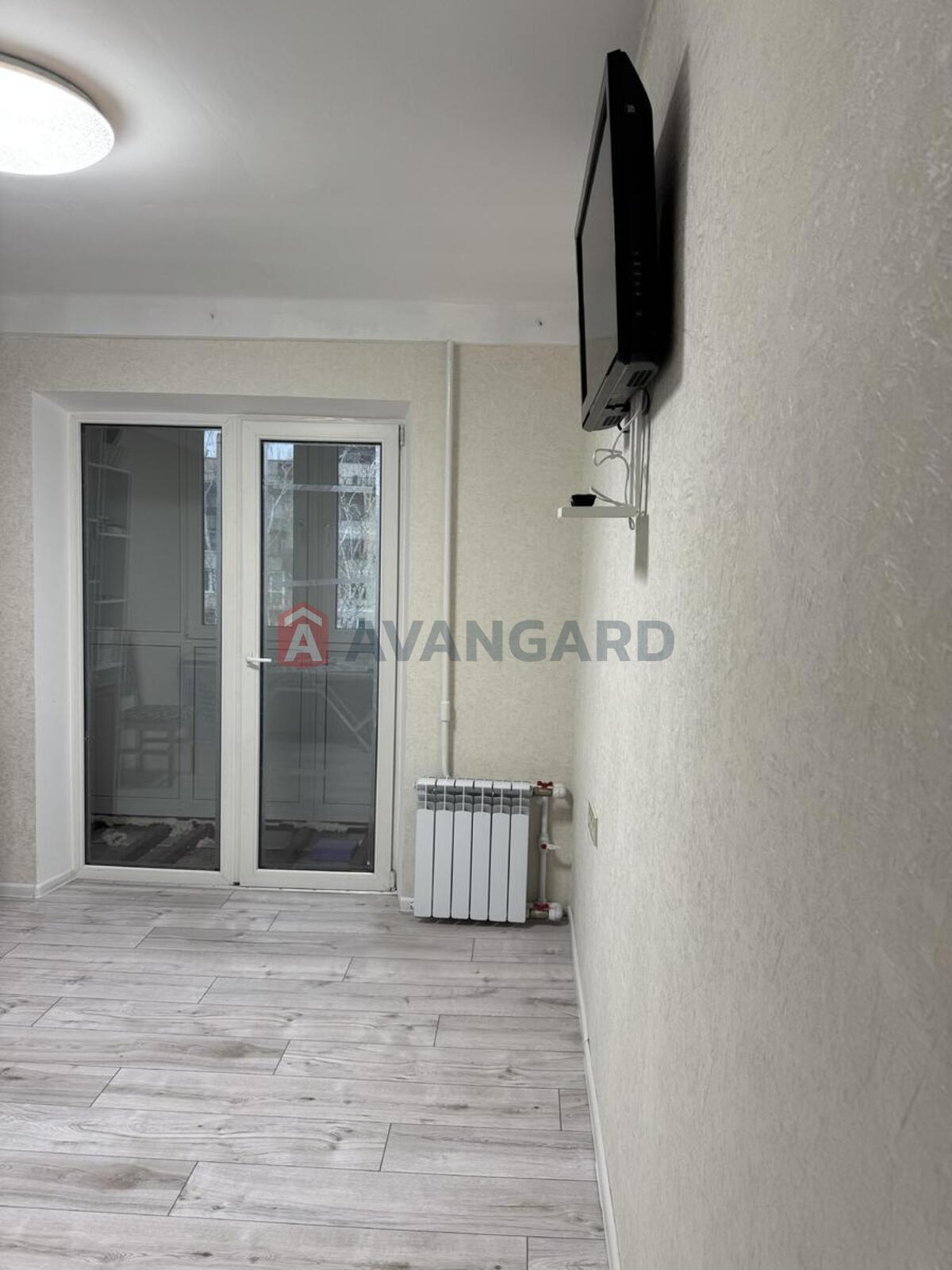 2 ����. ��������, 43/25/7 ��. �., 7/9 ���� ���� 4