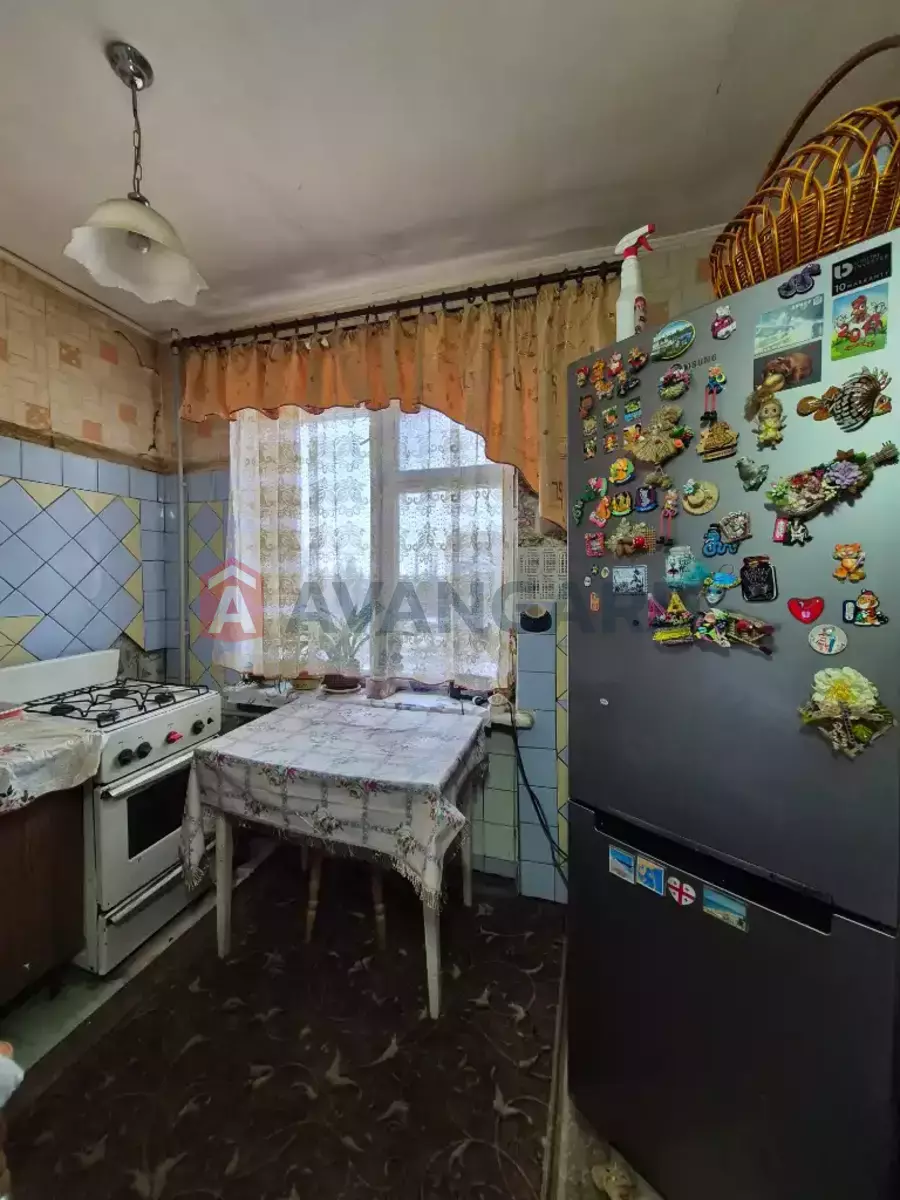 2 ����. ��������, 46/27/7 ��. �., 7/9 ���� ���� 3