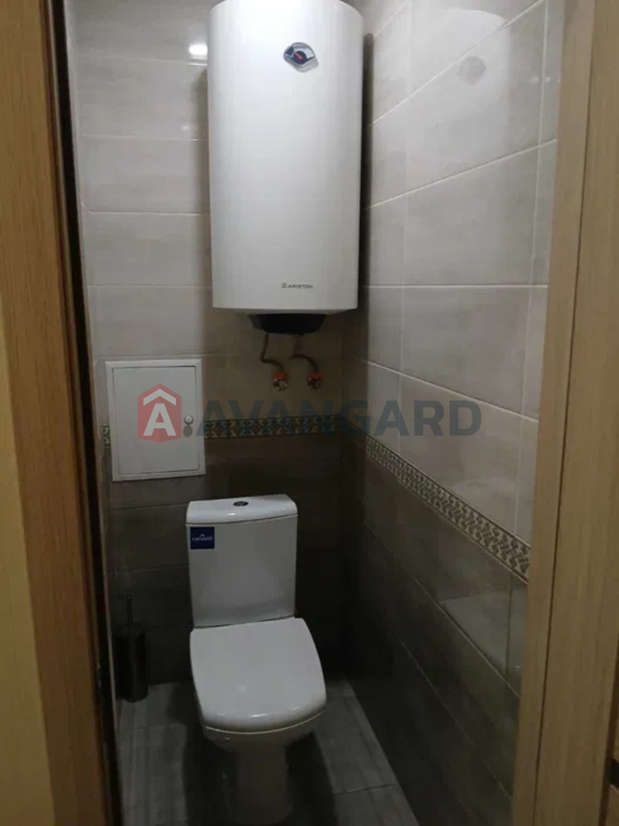 2 ��. ��������, 51/-/7 ��. �., 2/3 ������ ���� 15