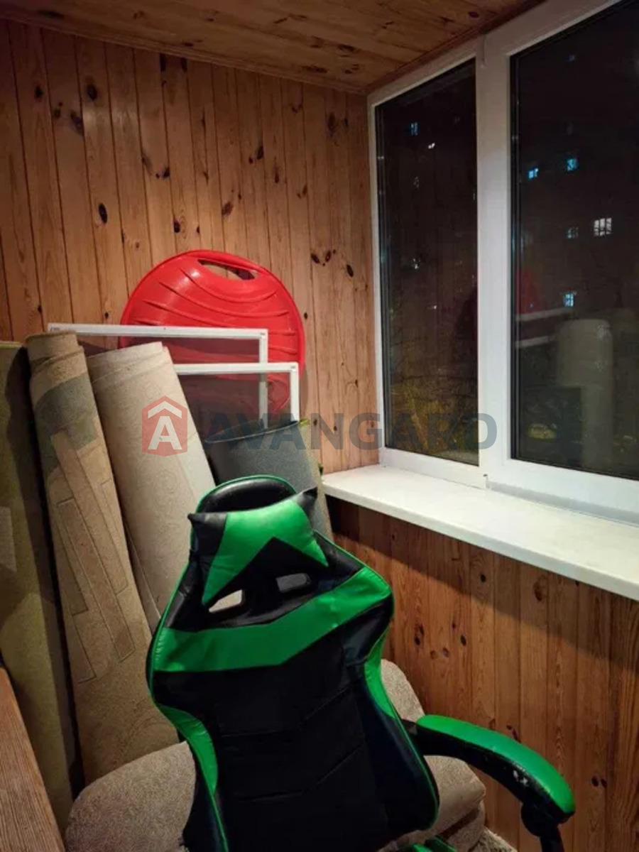 1 ��. ��������, 55/-/8 ��. �., 3/10 ������ ���� 21