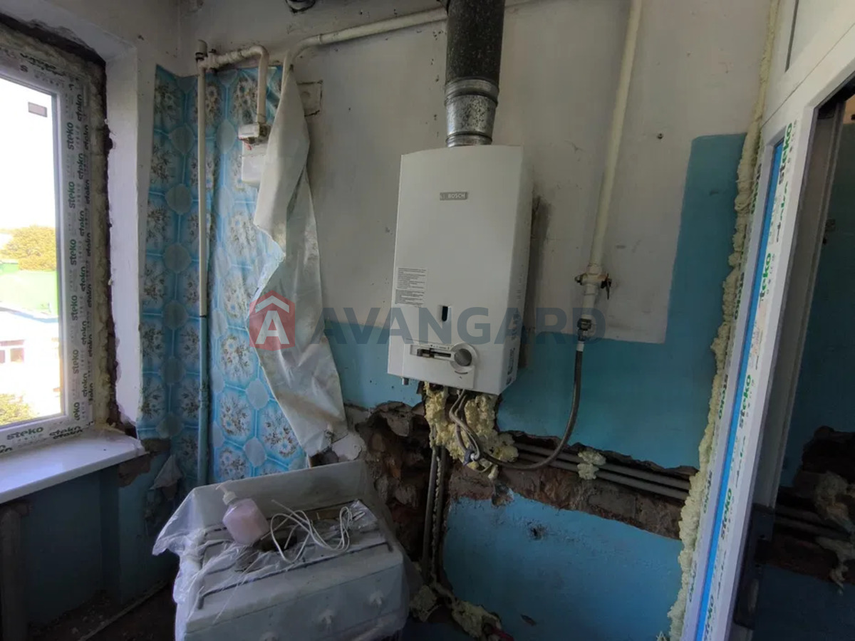 3 ��. ��������, 51/-/4 ��. �., 4/4 ������ ���� 8