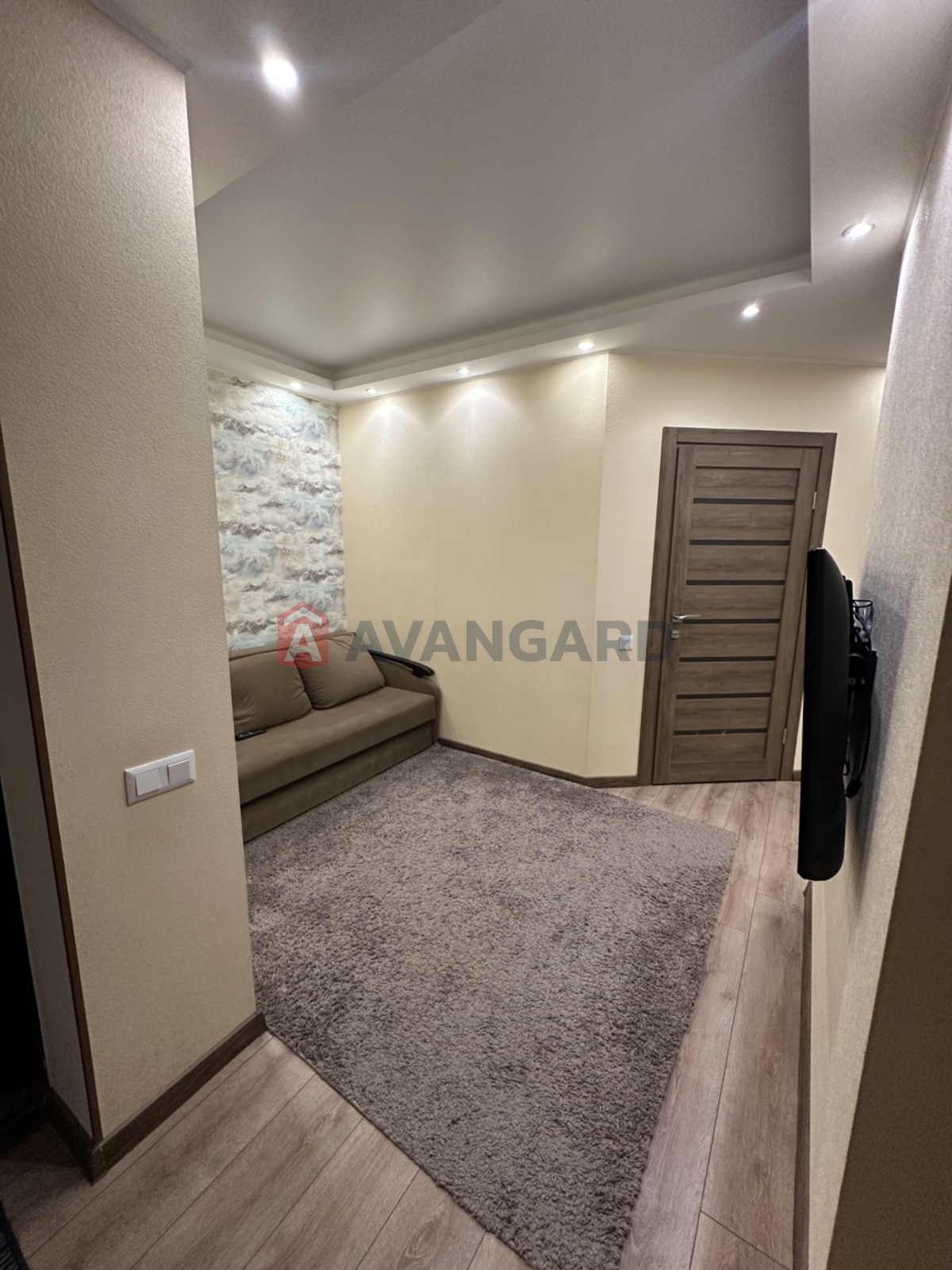 1 ��. ��������, 42/19/15 ��. �., 4/13 ������ ���� 4