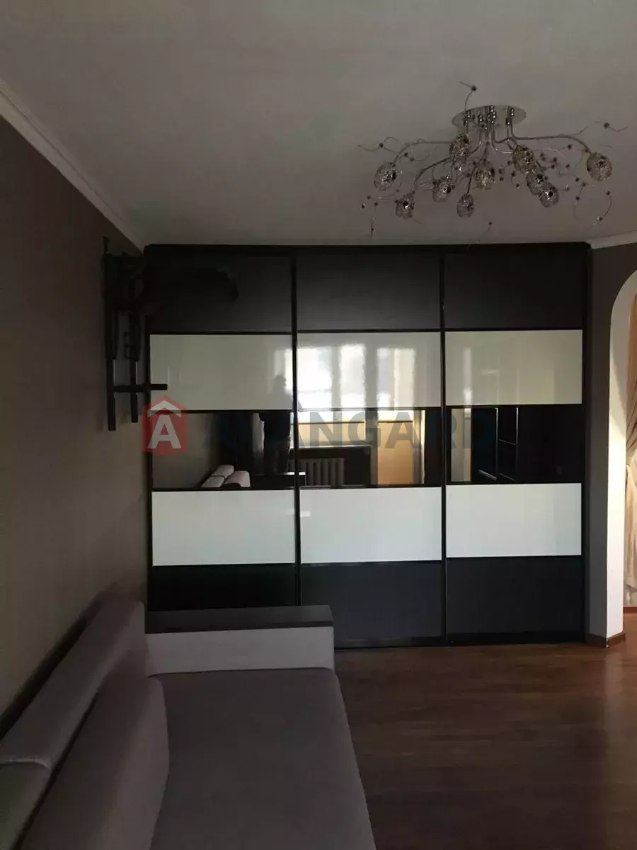 2 ��. ��������, 49/-/8 ��. �., 9/9 ������ ���� 2