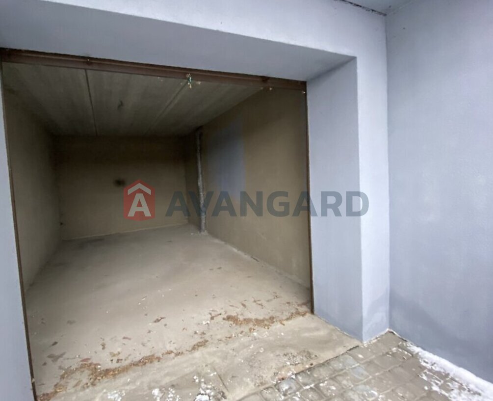 1 ��. ��������, 54/-/22 ��. �., 2/3 ������ ���� 9