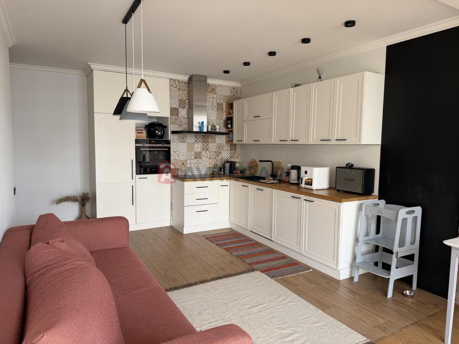 2 ��. ��������, 61/-/27 ��. �., 14/16 ������ ���� 2