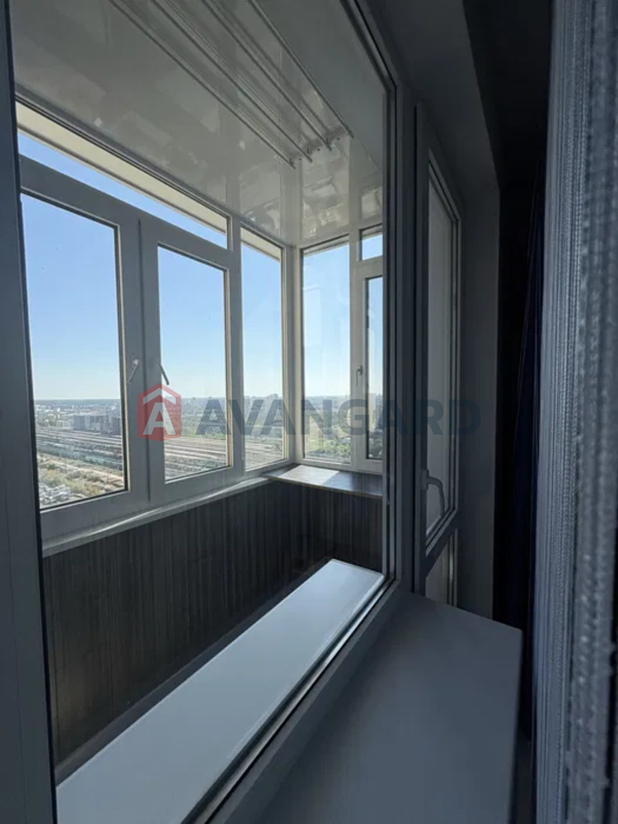 3 ��. ��������, 72/-/10 ��. �., 24/33 ������ ���� 13