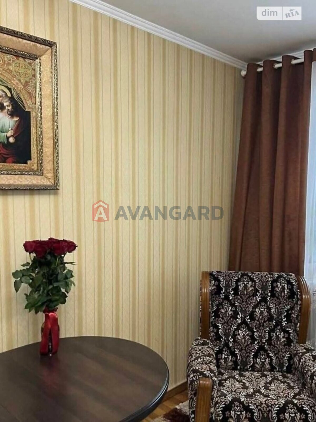 3 ����. ��������, 72/-/9 ��. �., 5/9 ���� ���� 3