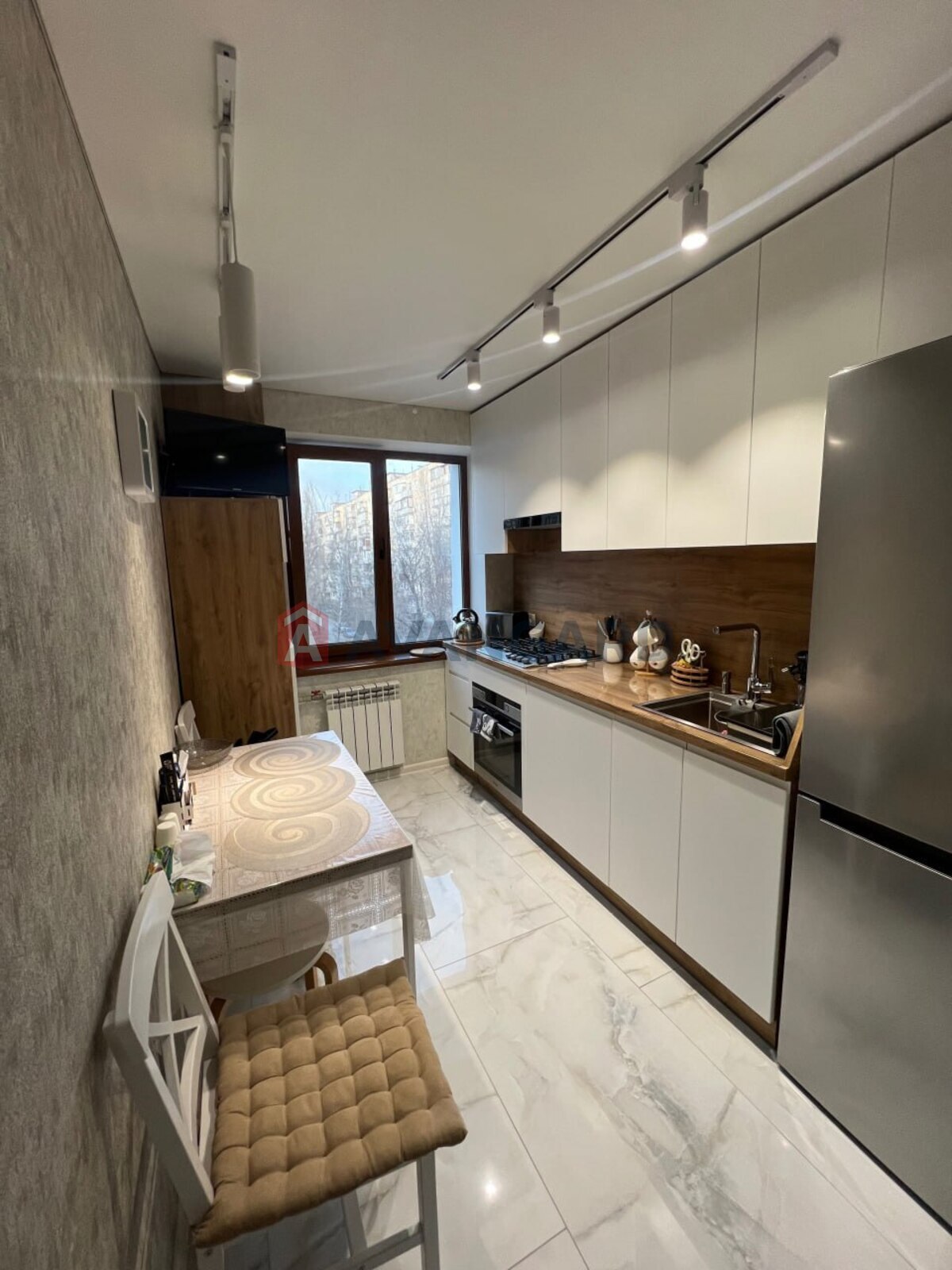 3 . , 68/43/7 . ., 5/9   2