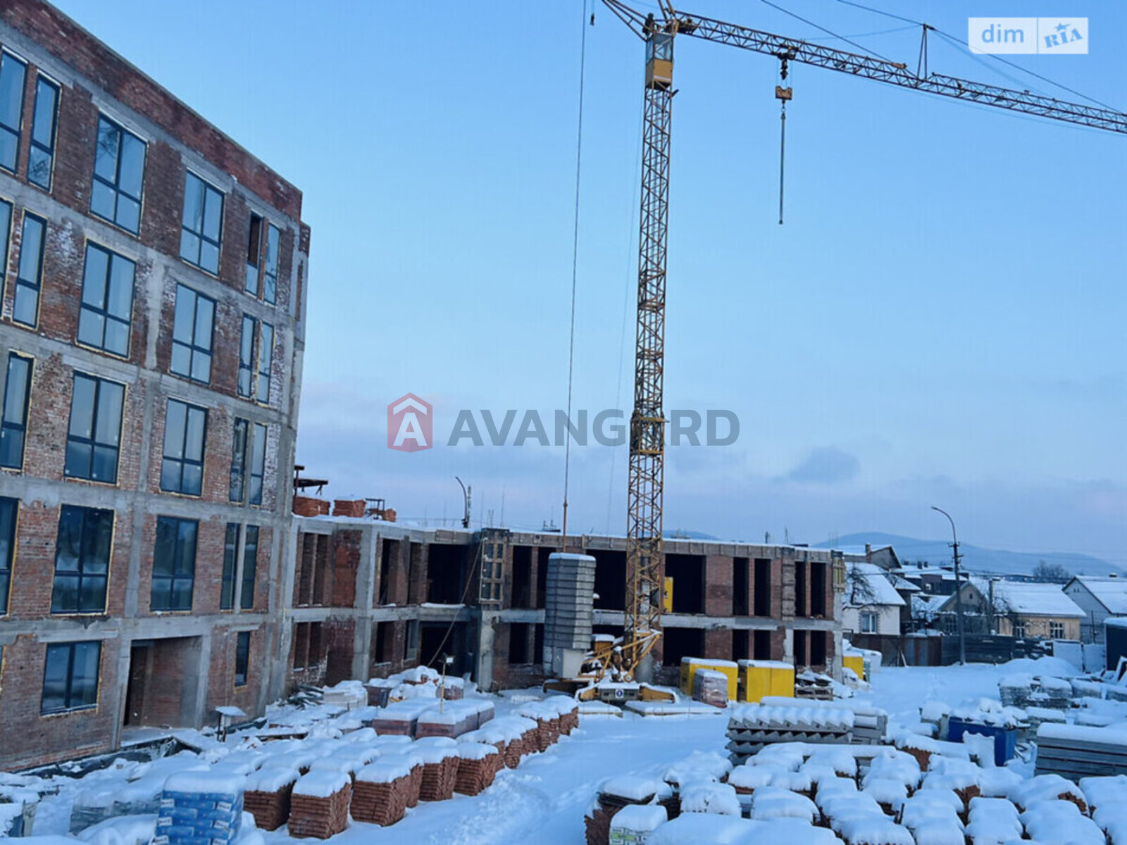 2 ��. ��������, 61/-/- ��. �., 8/10 ������ ���� 8