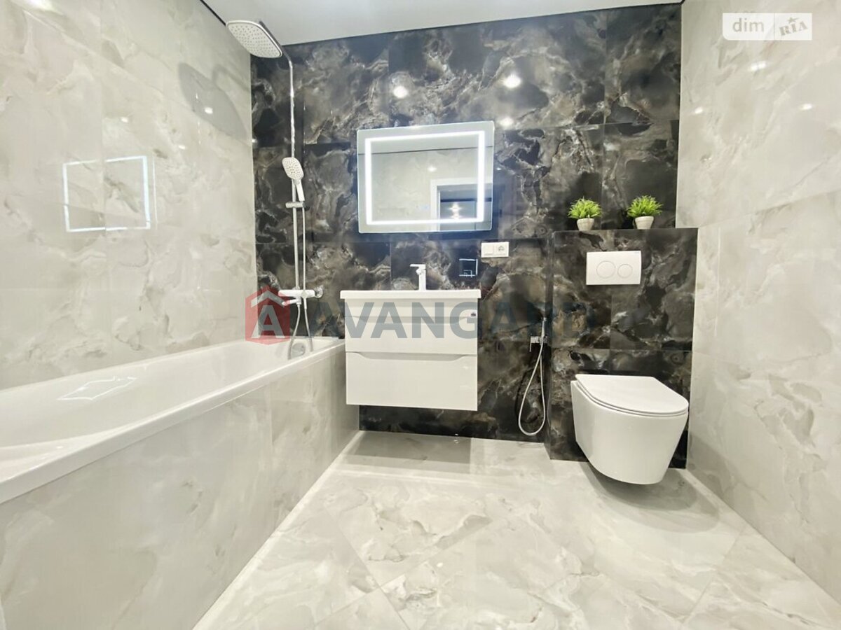 1 ��. ��������, 46/-/- ��. �., 8/9 ������ ���� 15