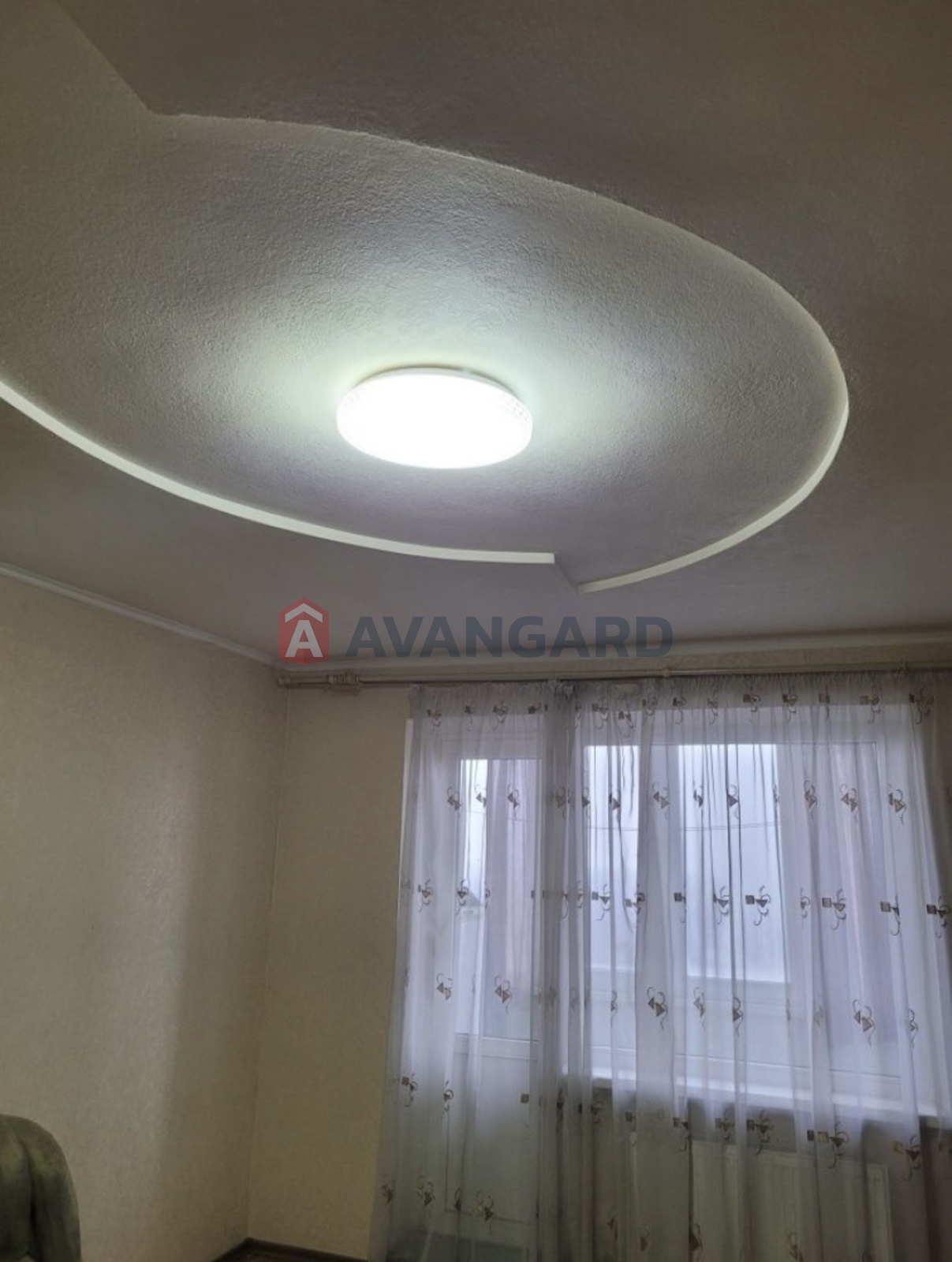 2 ��. ��������, 52/45/7 ��. �., 9/9 ������ ���� 14