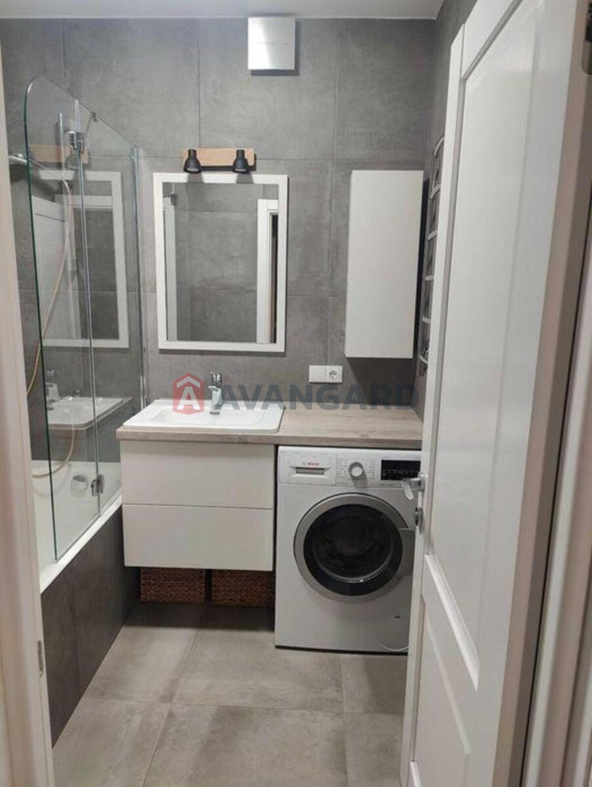 2 ��. ��������, 67/-/11 ��. �., 9/11 ������ ���� 13