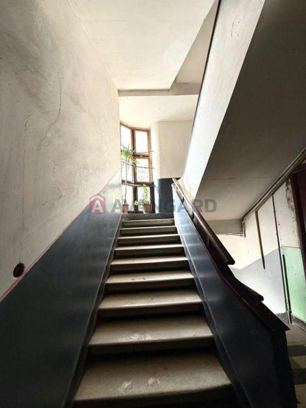 2 ����. ��������, 71/-/20 ��. �., 1/4 ���� ���� 23