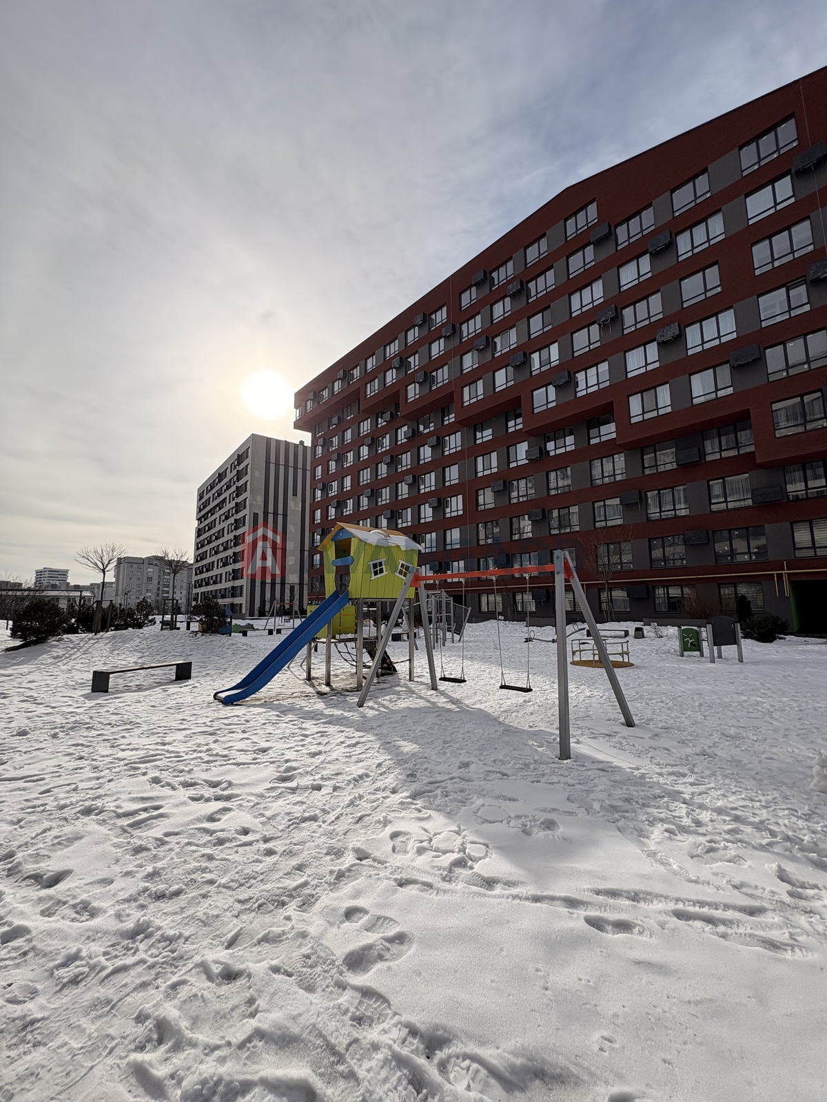 2 ��. ��������, 80,60/43/18,40 ��. �., 8/10 ������ ���� 18