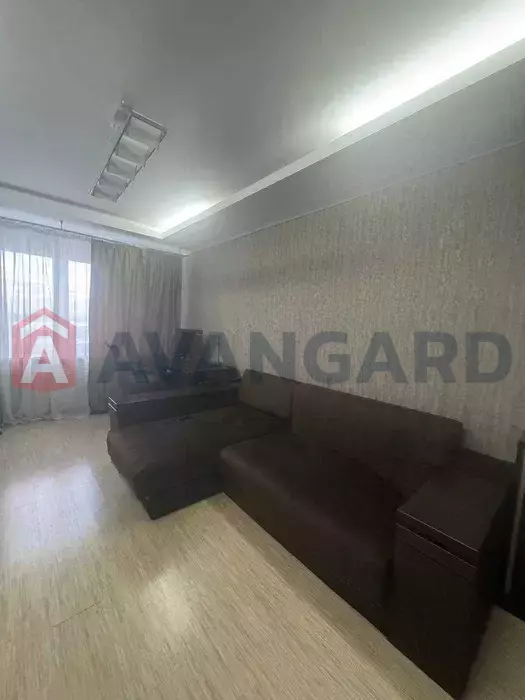 3 ��. ��������, 106/-/17 ��. �., 15/22 ������ ���� 17