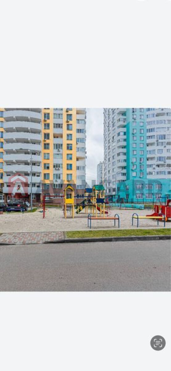 1 ��. ��������, 32/-/5 ��. �., 12/18 ������ ���� 12