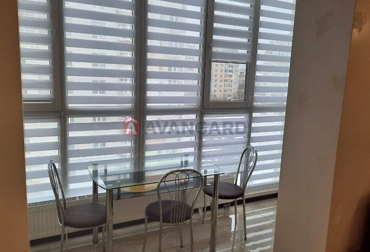 2 ��. ��������, 78/-/16 ��. �., 4/7 ������ ���� 3