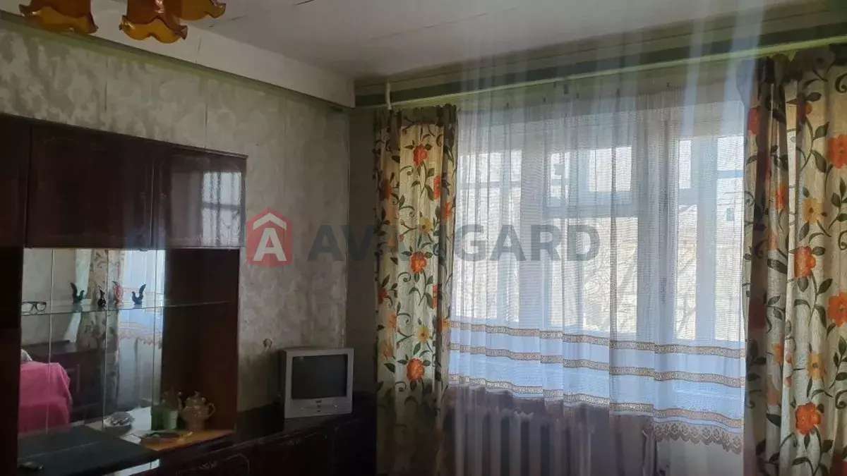 2 ��. ��������, 40/-/6 ��. �., 4/5 ������ ���� 1