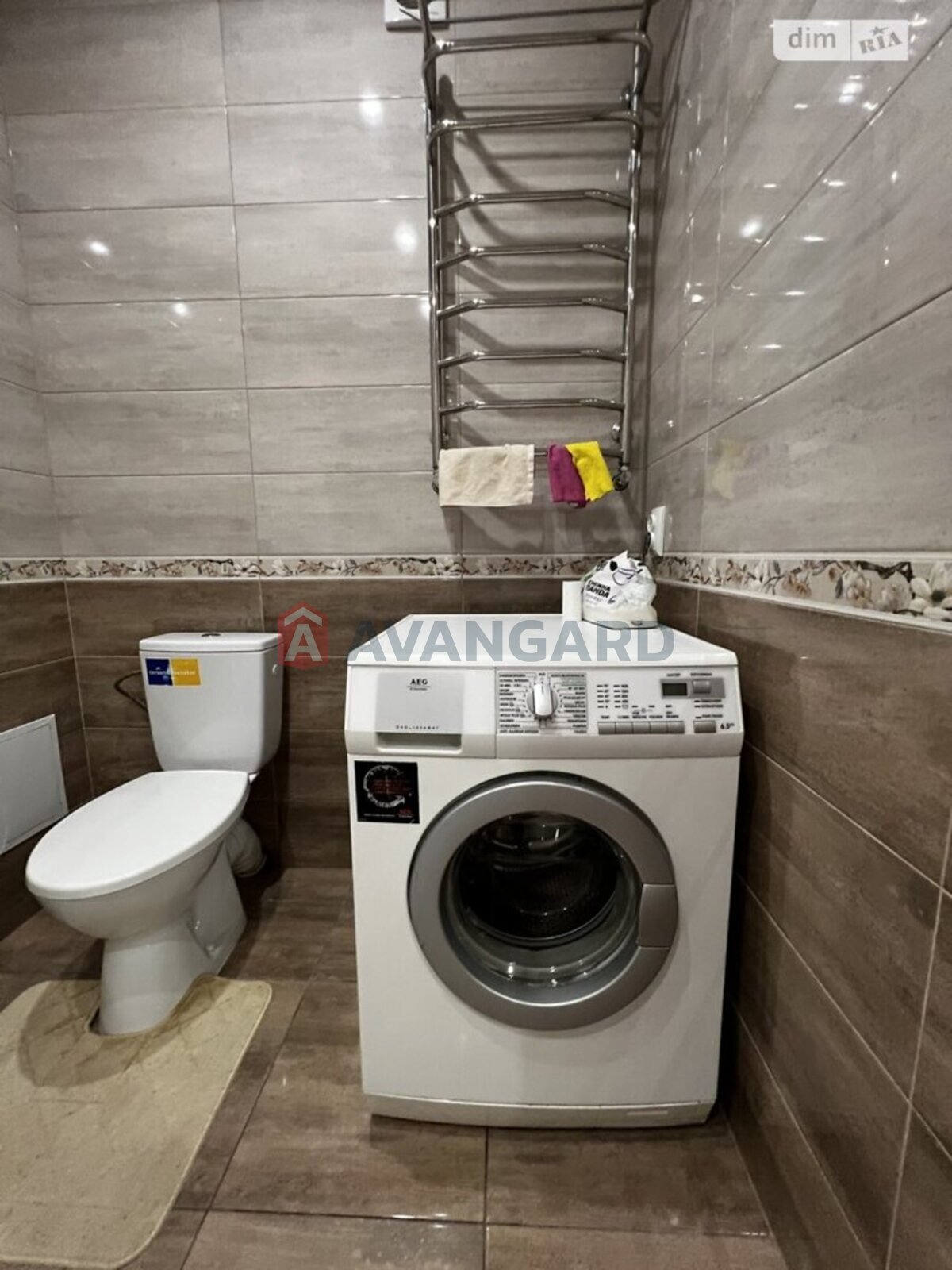 1 ����. ��������, 44/20.8/8.6 ��. �., 9/12 ���� ���� 2