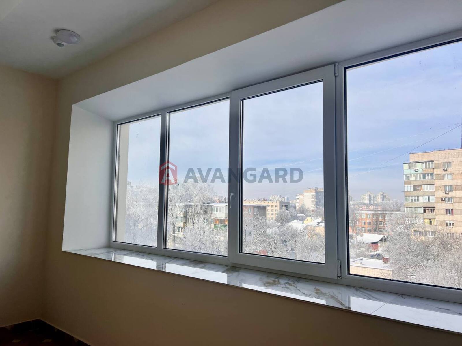 2 ��. ��������, 63,9/41/11.5 ��. �., 4/9 ������ ���� 4