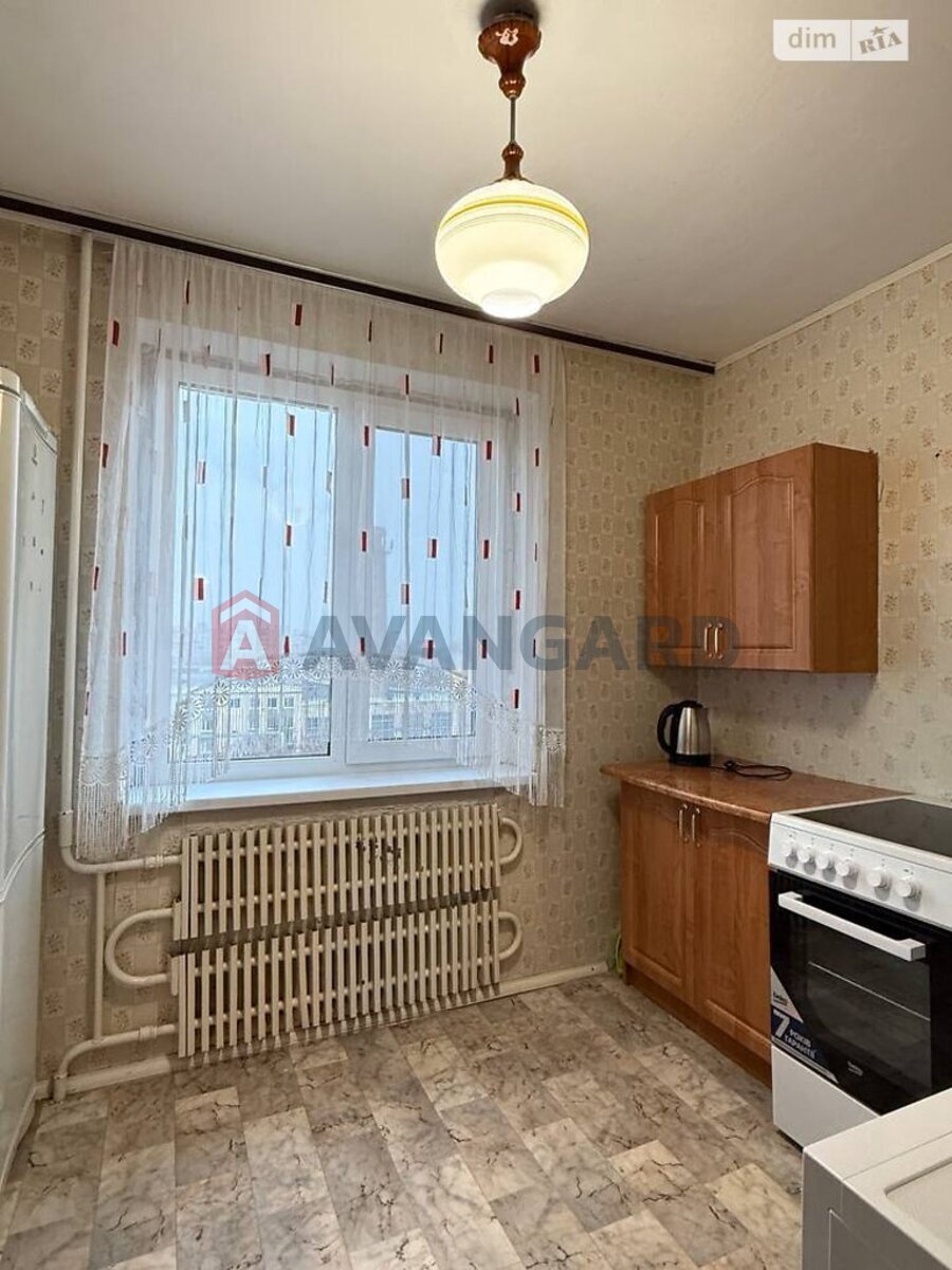 1 ��. ��������, 36/-/8 ��. �., 7/9 ������ ���� 2