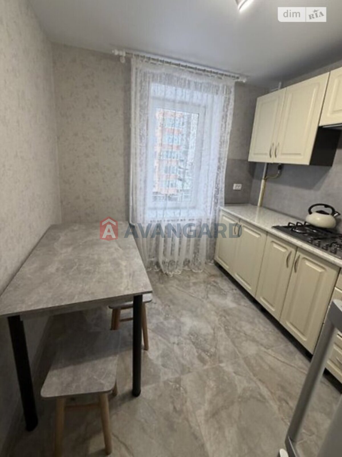 1 ����. ��������, 36/20/7 ��. �., 4/10 ���� ���� 2