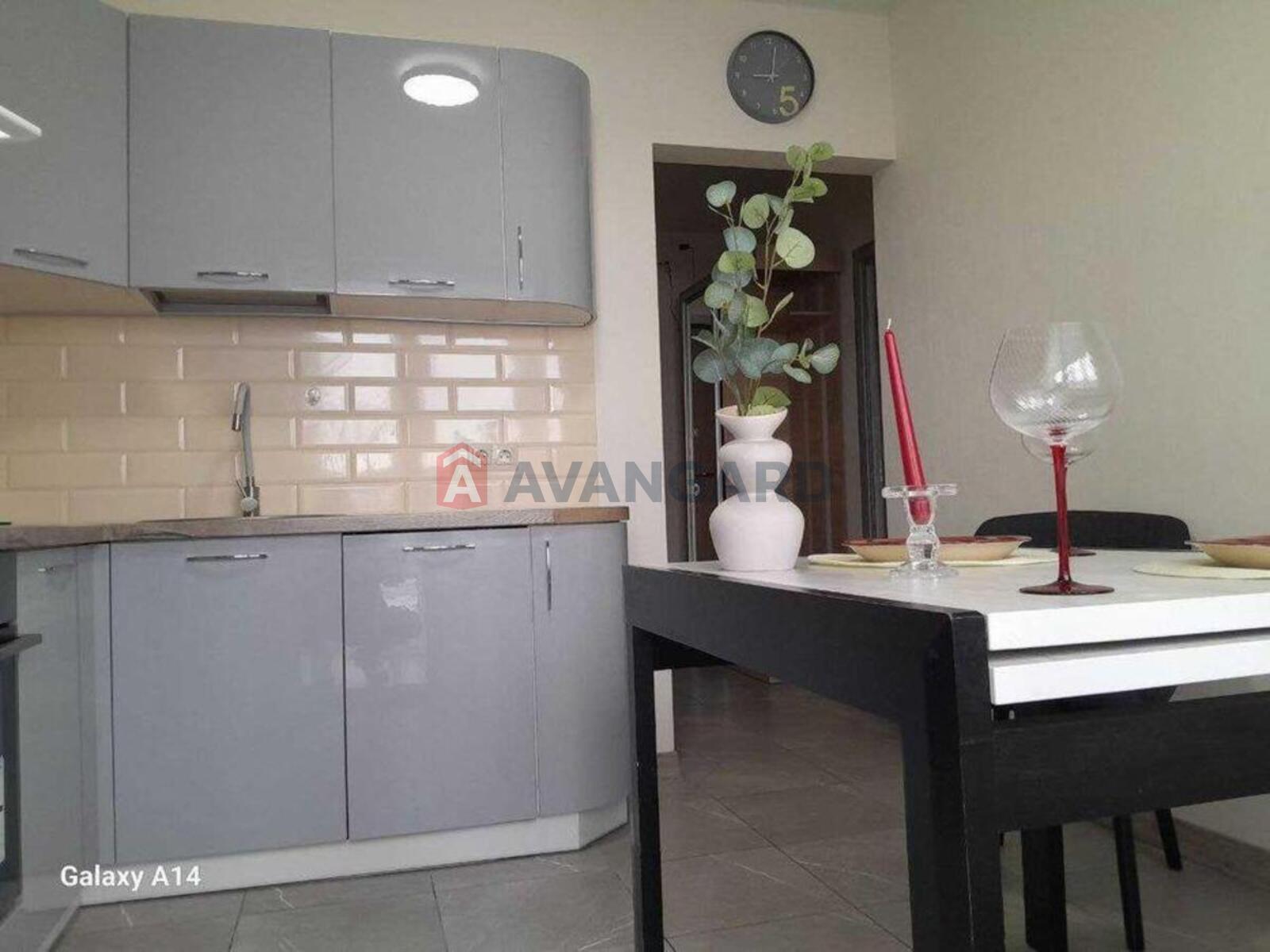 1 ��. ��������, 37/-/8 ��. �., 9/25 ������ ���� 2