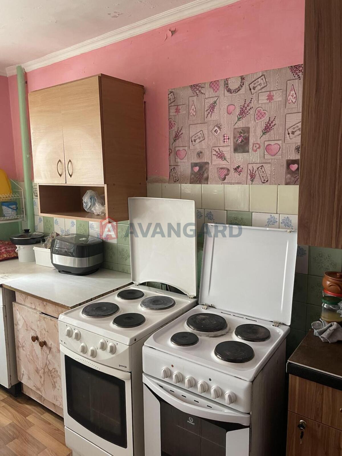 1 ��. ��������, 32/18/- ��. �., 4/9 ������ ���� 4