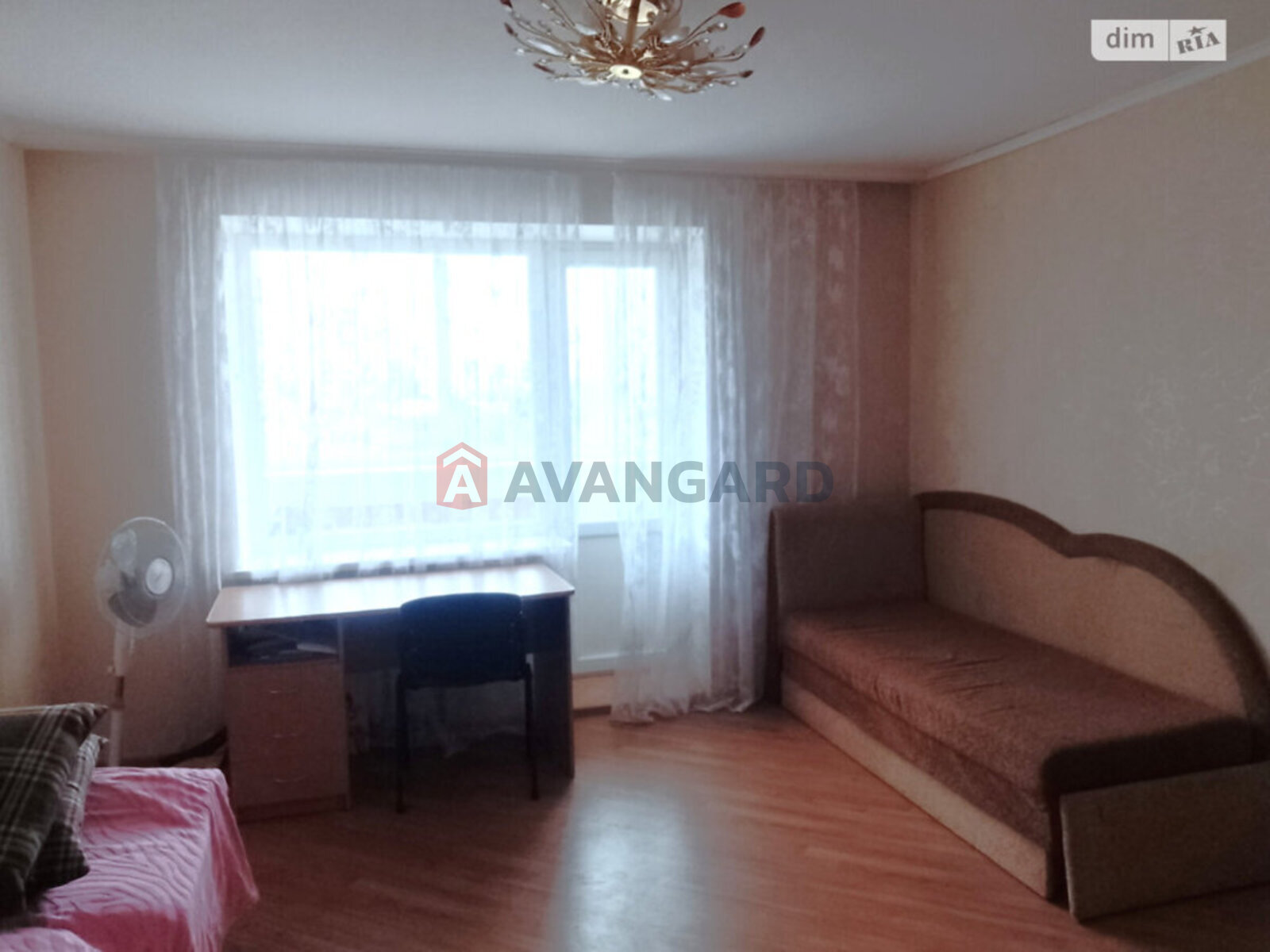 1 ��. ��������, 35/-/8 ��. �., 5/10 ������ ���� 4