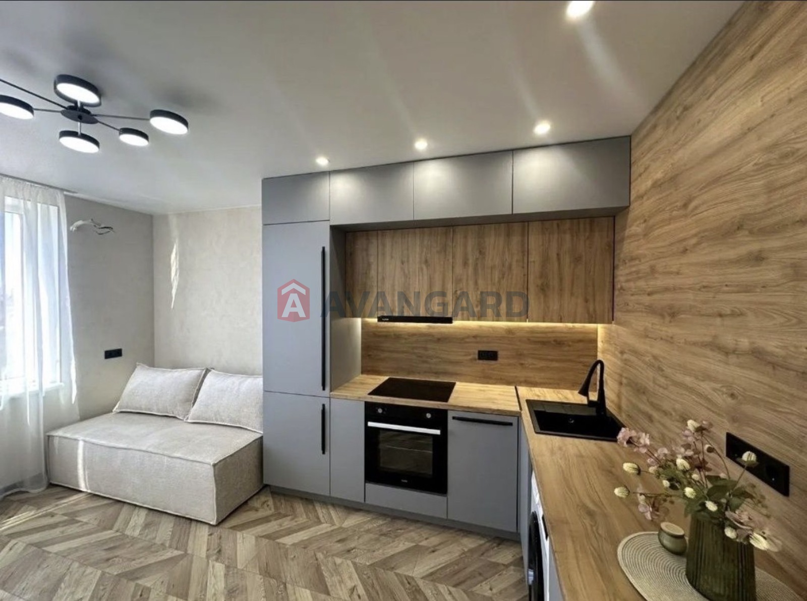 1 ����. ��������, 35/13/16 ��. �., 4/4 ���� ���� 1