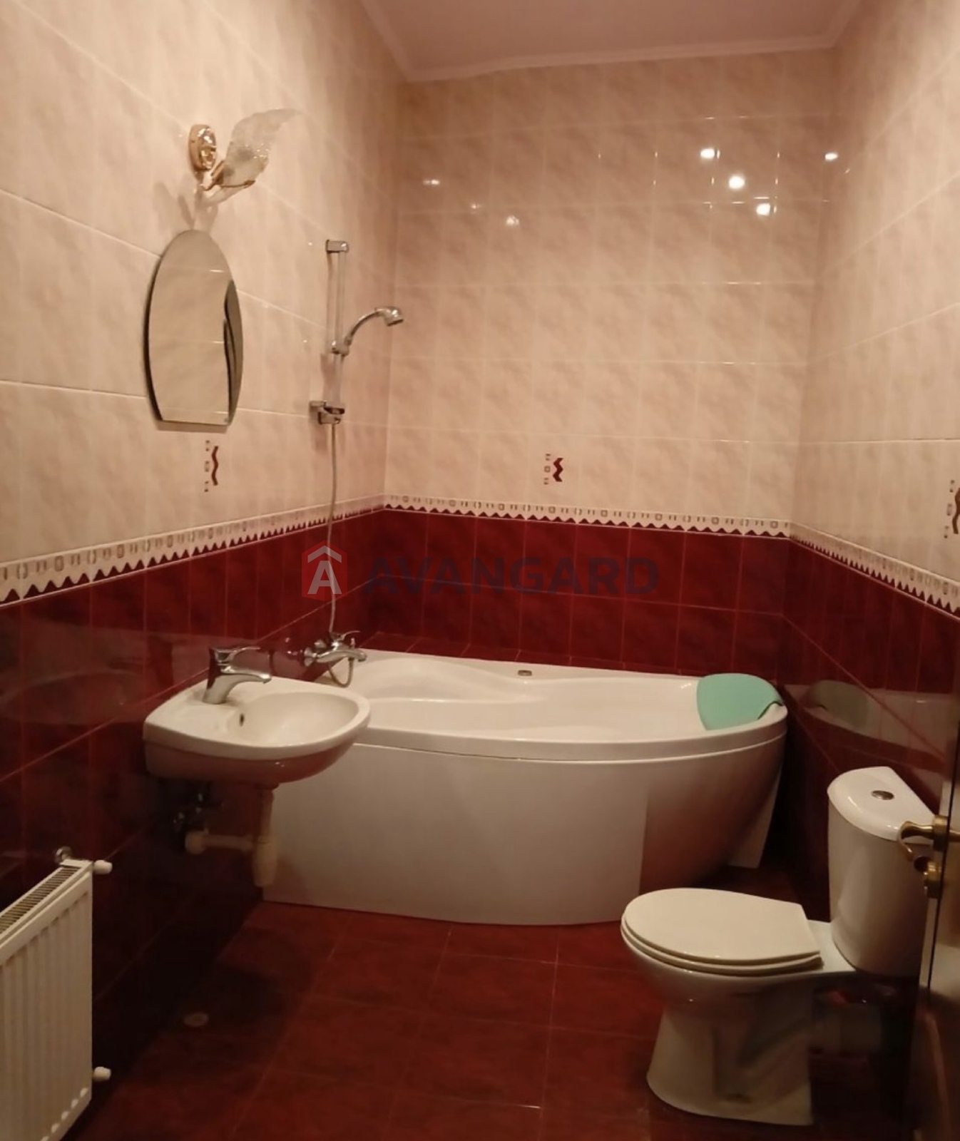 3 ����. ��������, 122/-/23 ��. �., 9/10 ���� ���� 5