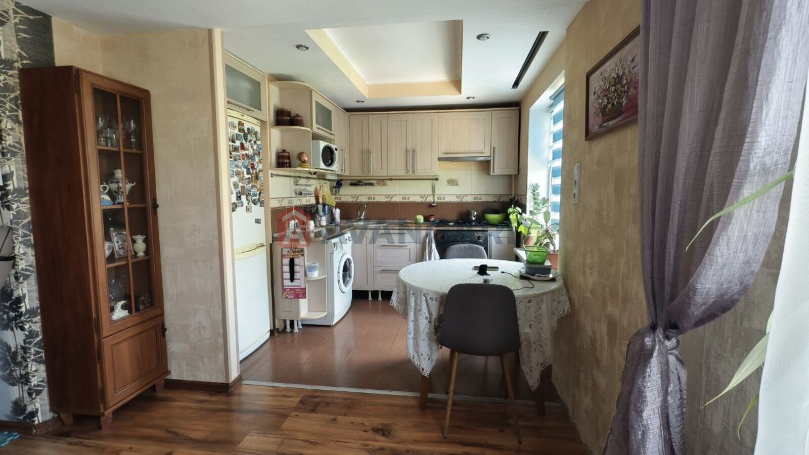 3 . , 52/25/18 . ., 6/9   1