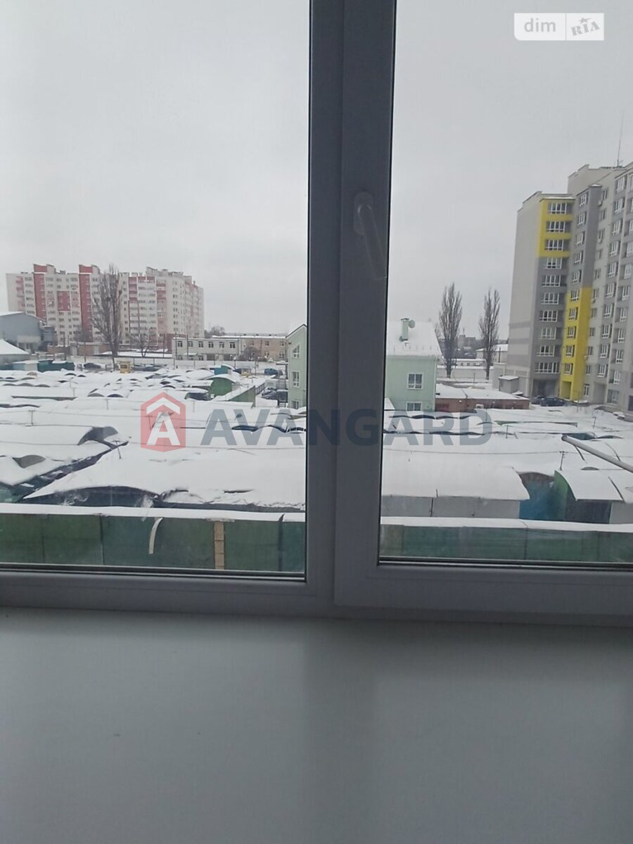 1 ��. ��������, 48/18/14 ��. �., 3/12 ������ ���� 10