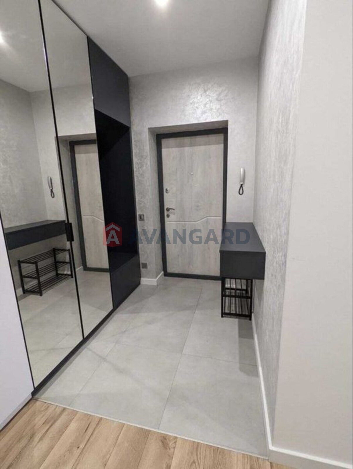 2 ��. ��������, 81/-/15 ��. �., 4/10 ������ ���� 16