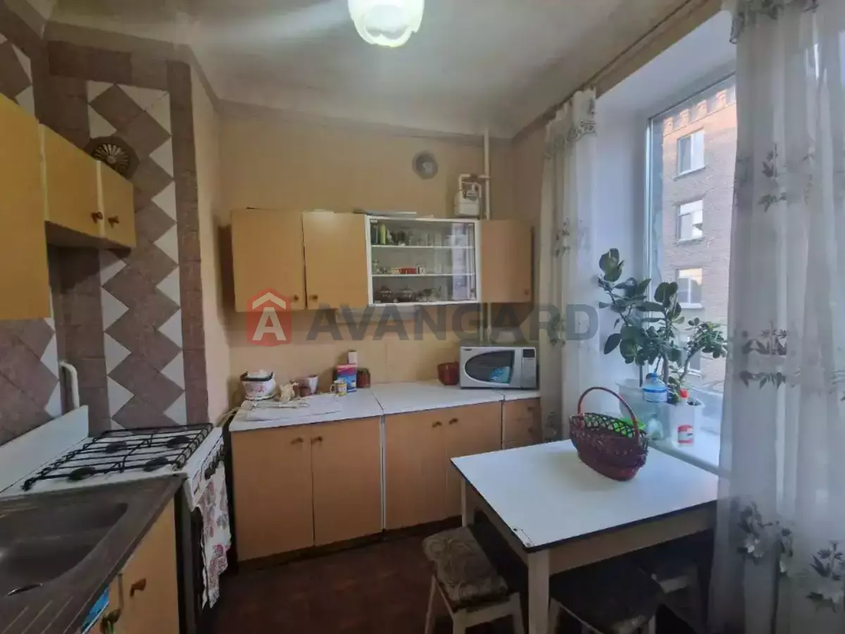 2 ��. ��������, 54/34/9 ��. �., 3/5 ������ ���� 2