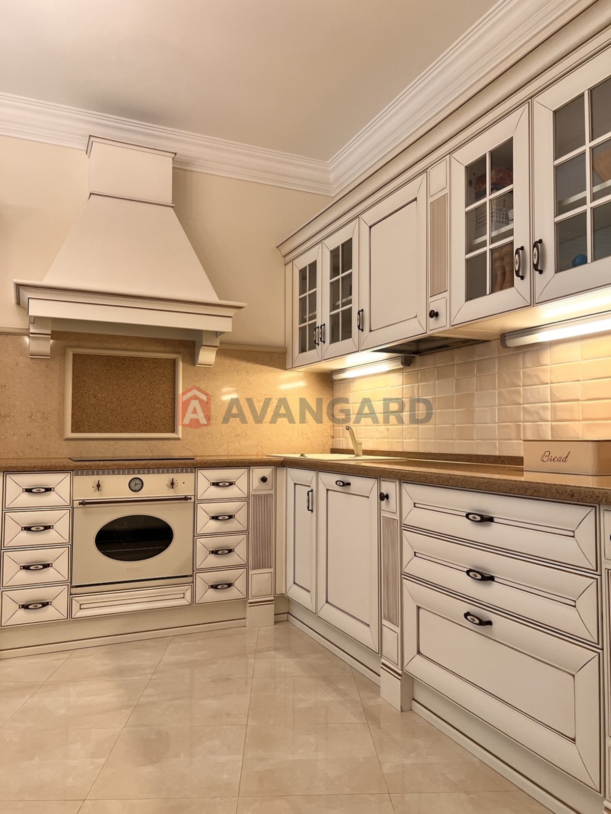 4 ��. ��������, 150/70/18 ��. �., 15/25 ������ ���� 8