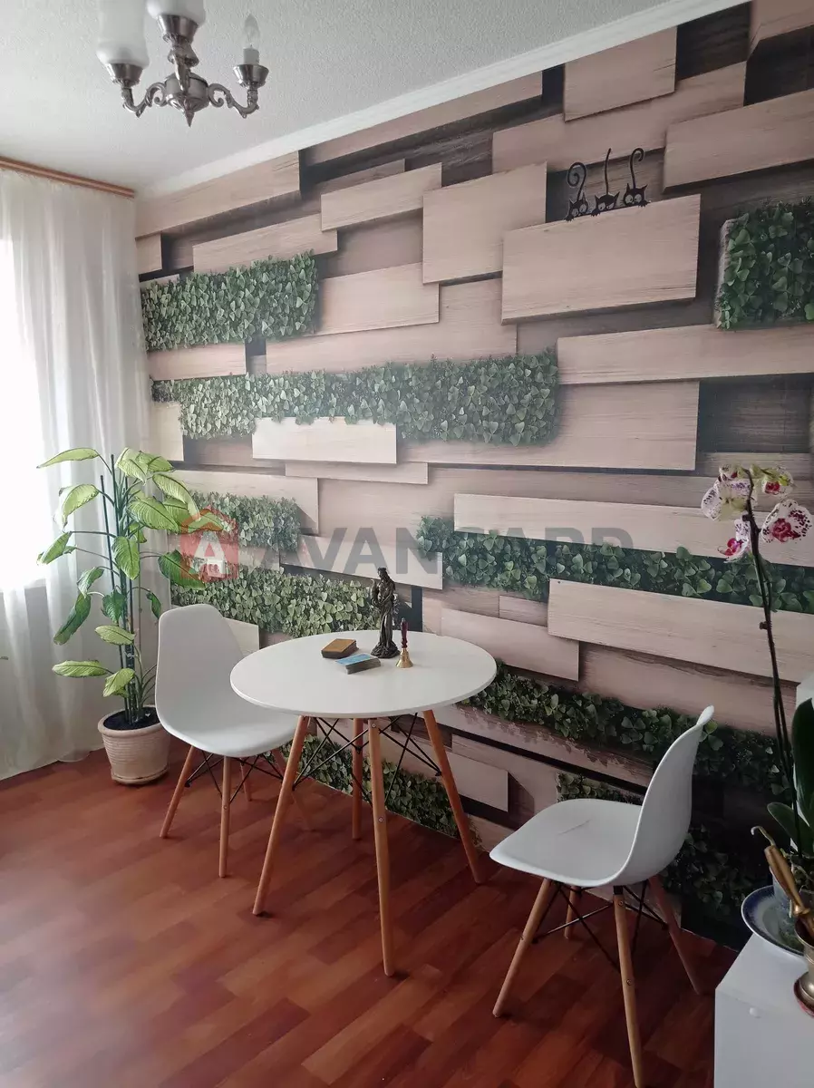 4 ��. ��������, 70/-/7 ��. �., 9/10 ������ ���� 20