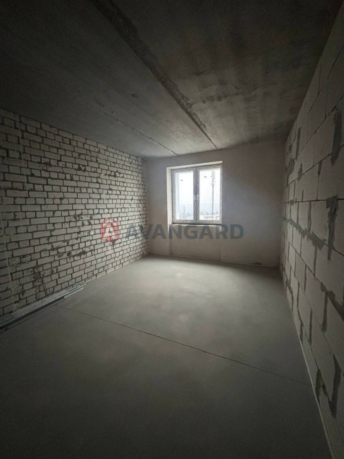 2 ��. ��������, 60,8/31,7/29,1 ��. �., 2/9 ������ ���� 8