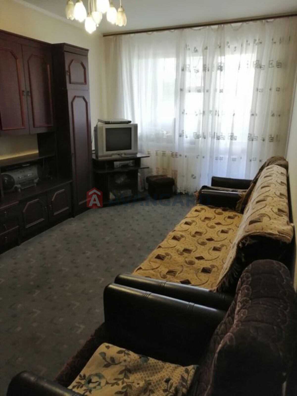 3 ��. ��������, 67/-/9 ��. �., 7/10 ������ ���� 2