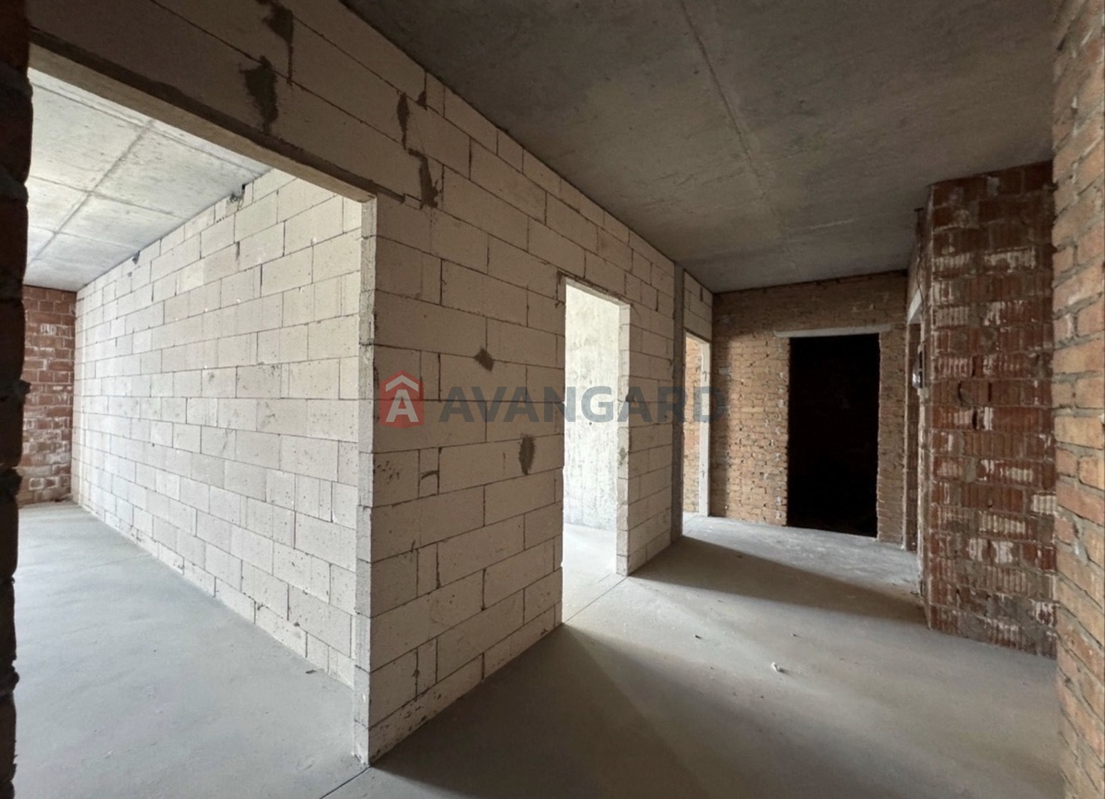 2 ��. ��������, 79/40/25 ��. �., 8/26 ������ ���� 4