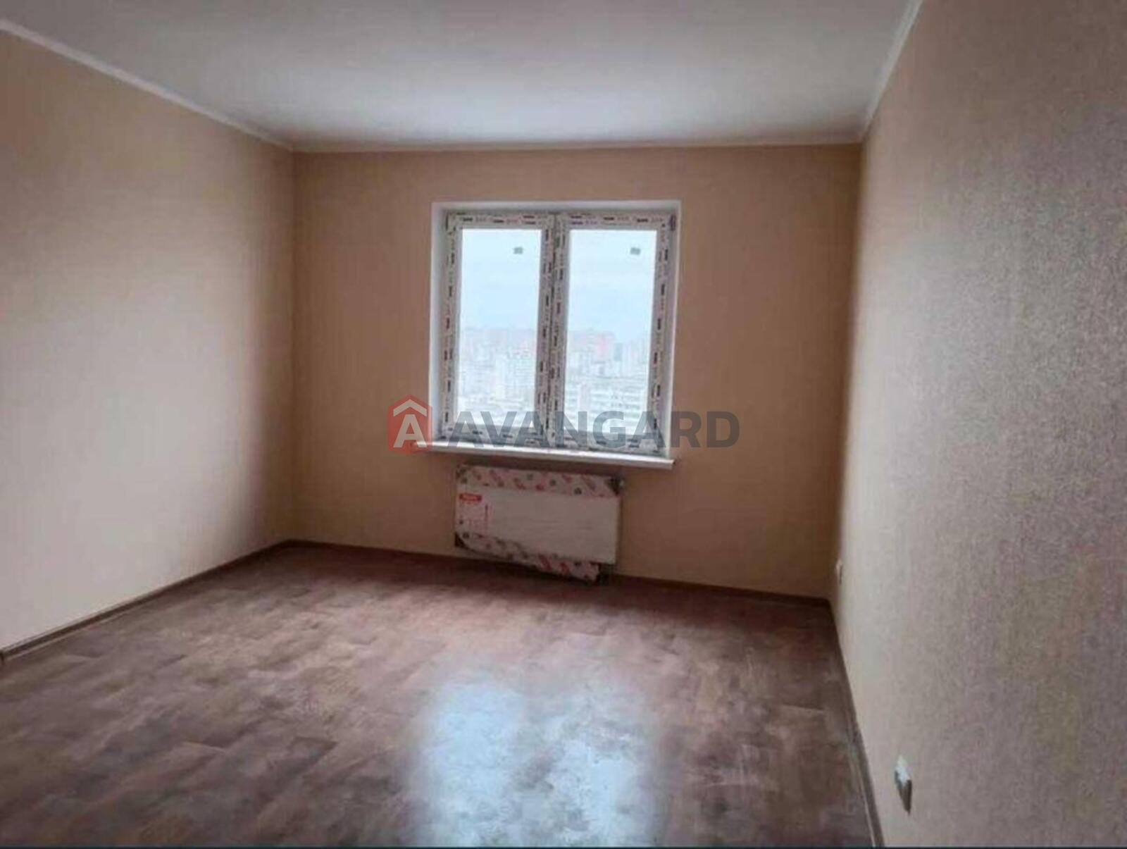 3 ��. ��������, 94/-/18 ��. �., 23/25 ������ ���� 4