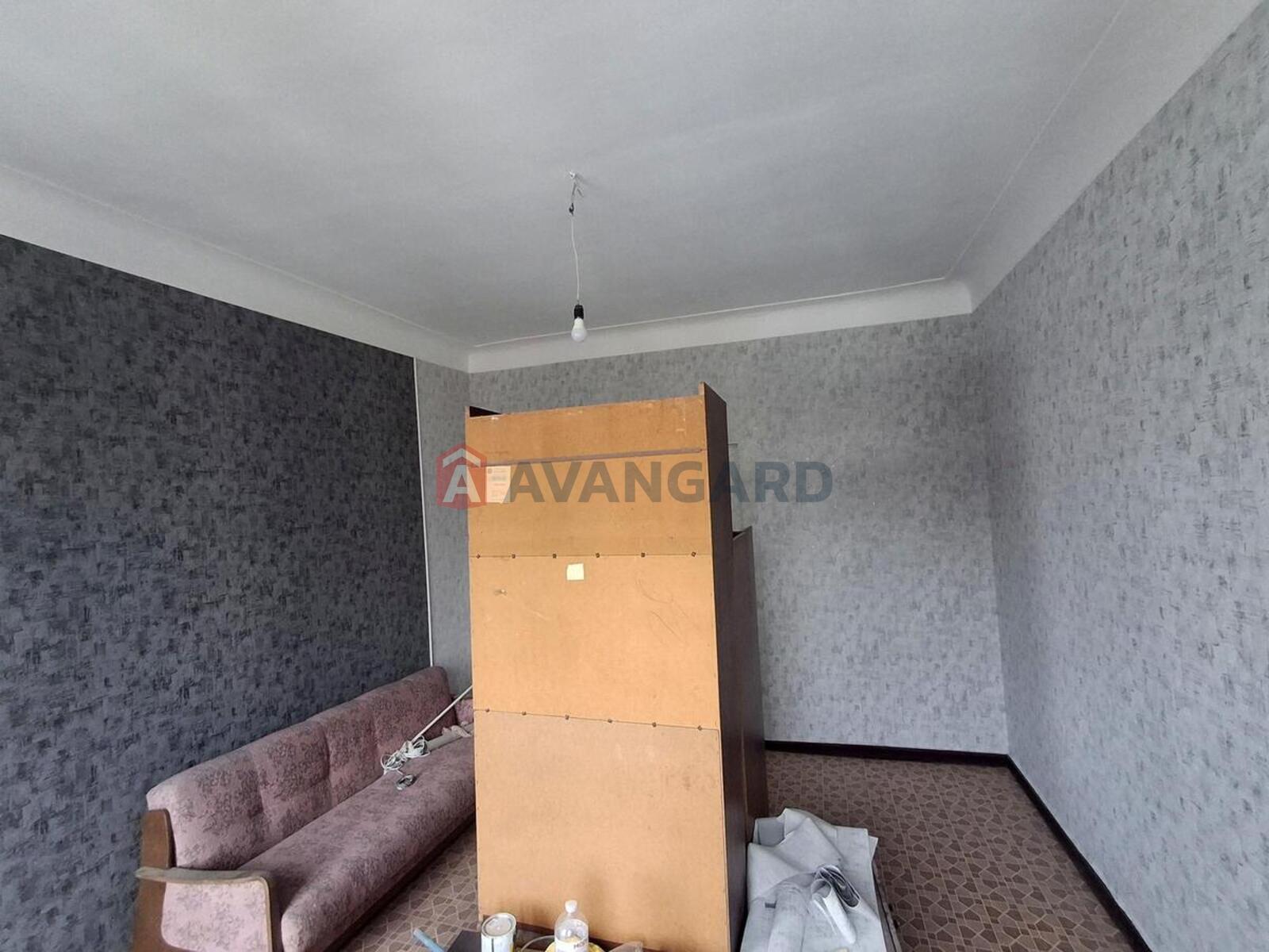 2 ��. ��������, 59/38/10 ��. �., 4/4 ������ ���� 5