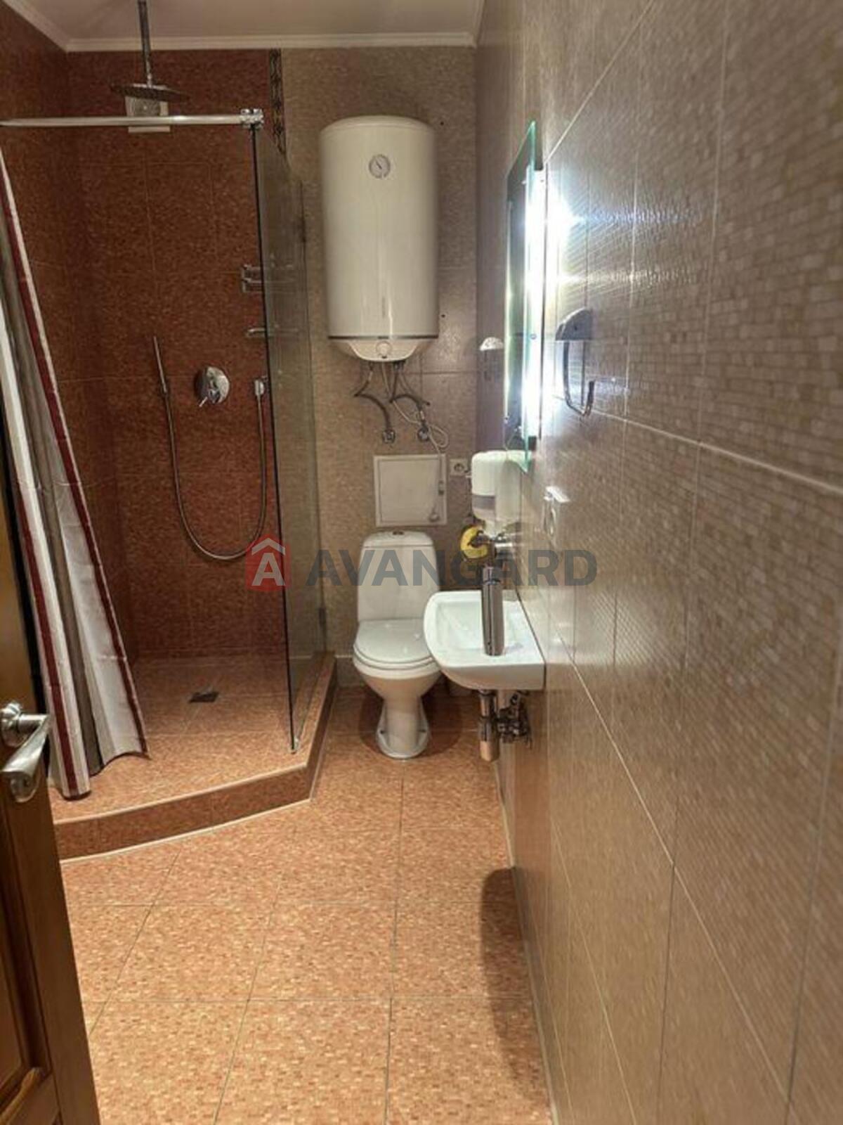 3 ��. ��������, 118/-/18 ��. �., 20/24 ������ ���� 7