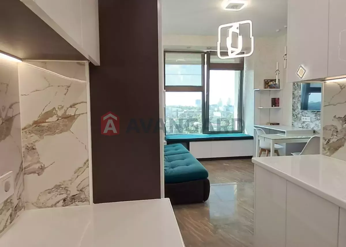 1 ����. ��������, 30/-/- ��. �., 28/32 ���� ���� 3